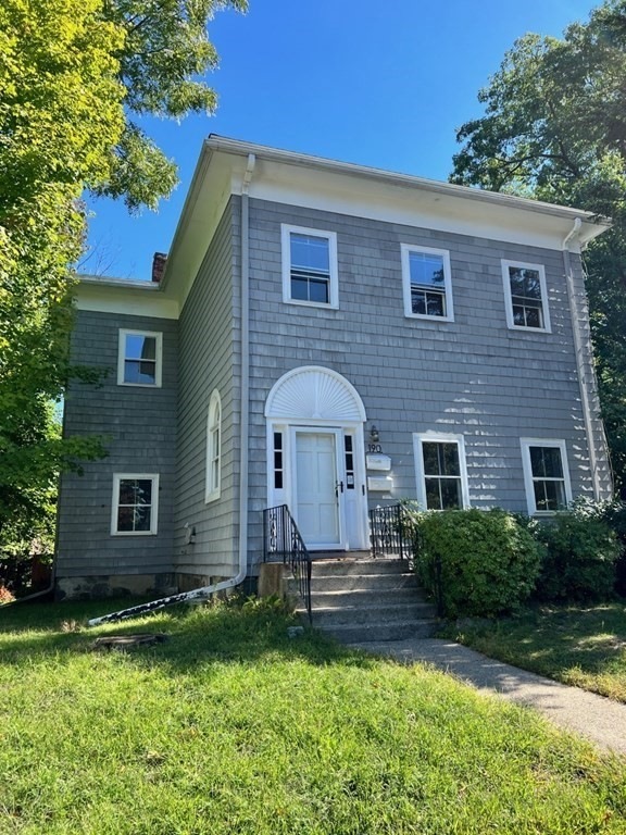 190 Walnut St unit 2, Newtonville, MA 02460 - photo 1