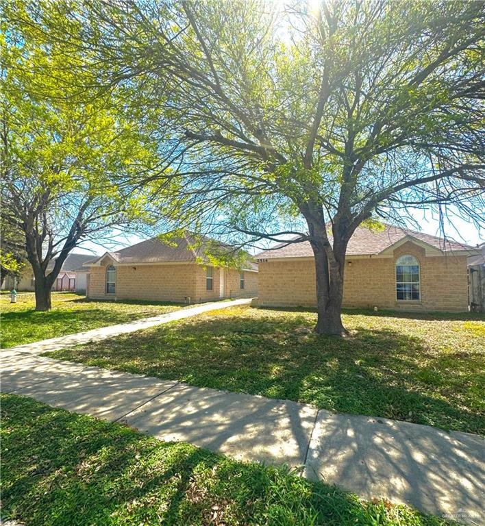 2512 Salvatierra Dr unit 1, Edinburg, TX 78541 - photo 1