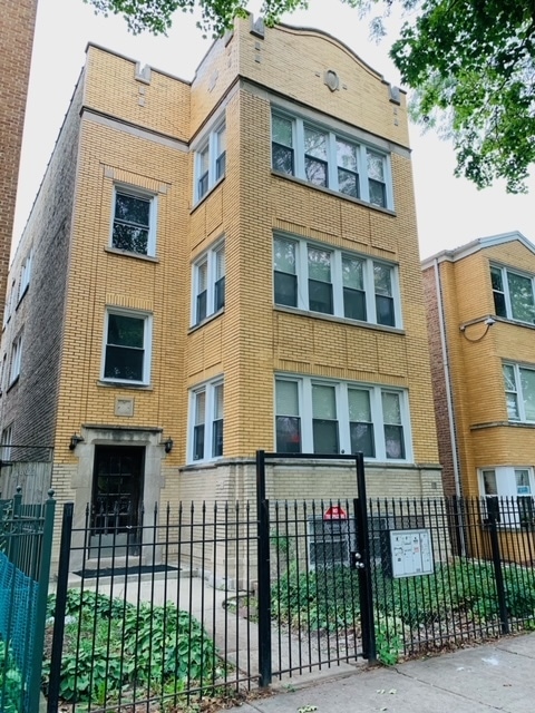 6022 N Washtenaw Ave, Chicago, IL 60659 - photo 1