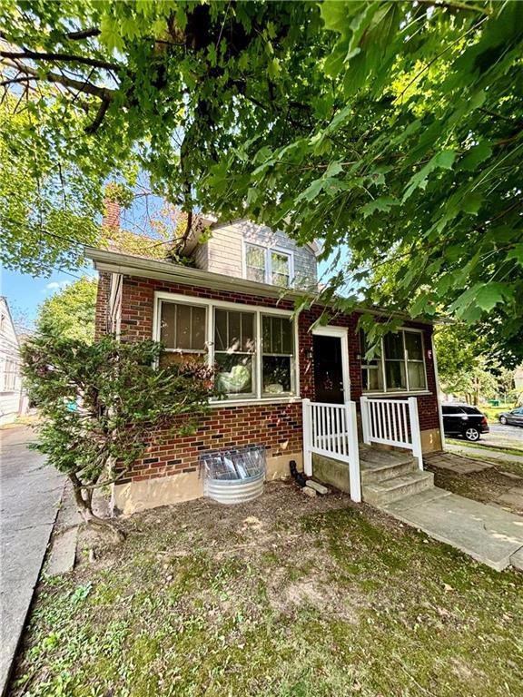 516 Oakwood St, Easton, PA 18045 - photo 1