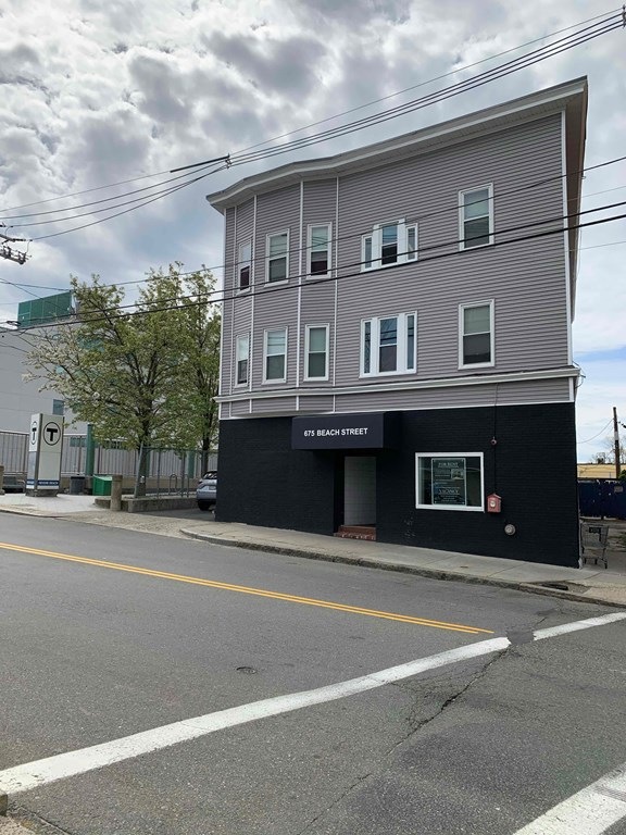 675 Beach St unit 9, Revere, MA 02151 - photo 1