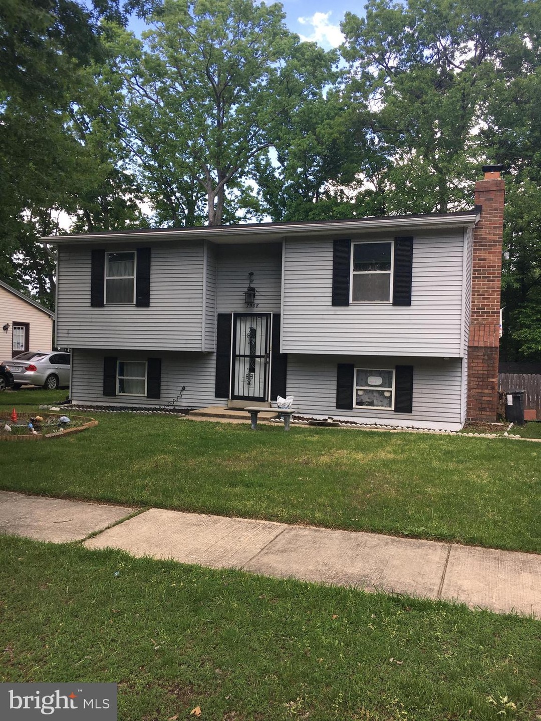 7508 Garrison Rd, Hyattsville, MD 20784 - photo 1