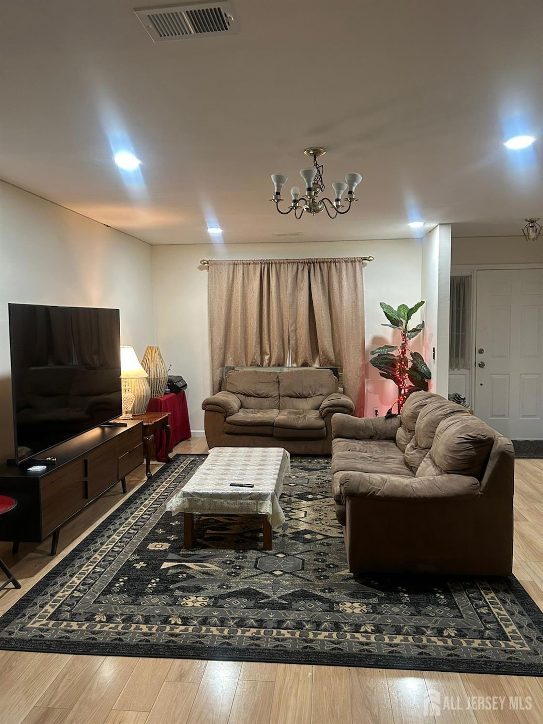 36 Rainford Rd, Edison, NJ 08820 - photo 1