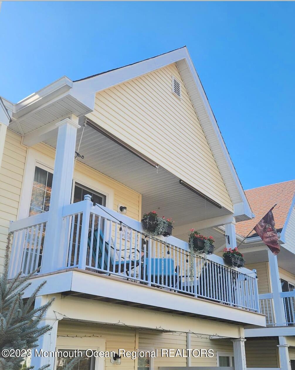 40 Des Moines Ct, Tinton Falls, NJ 07712 - photo 1