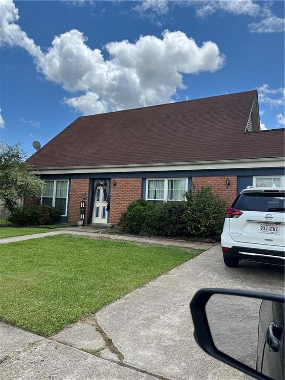 Front Elevation 322 Appletree Lane