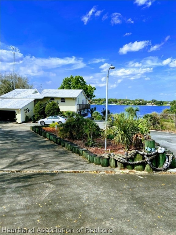 337 Mccoy Dr, Lake Placid, FL 33852 - photo 1