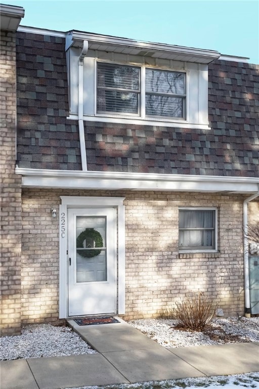 Welcome home to 225 Stone Quarry Road!