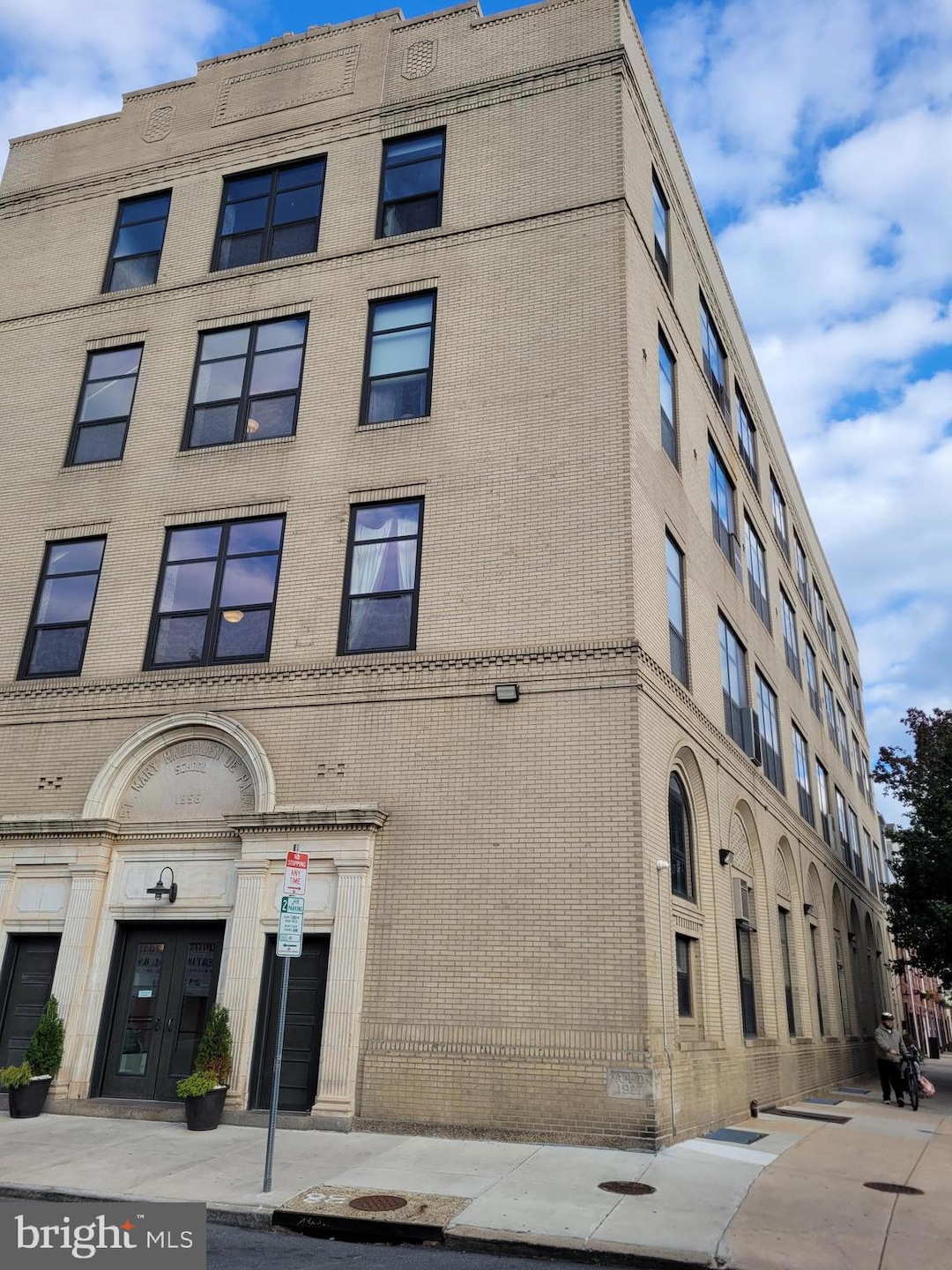 849 S 7th St unit 3B, Philadelphia, PA 19147 - photo 1