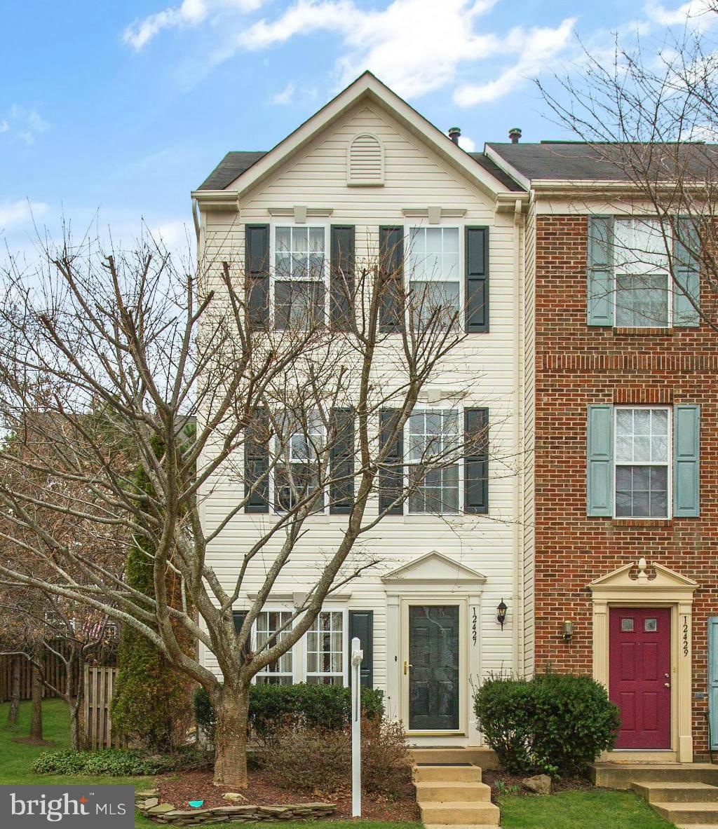 12427 Selkirk Cir, Bristow, VA 20136 - photo 1