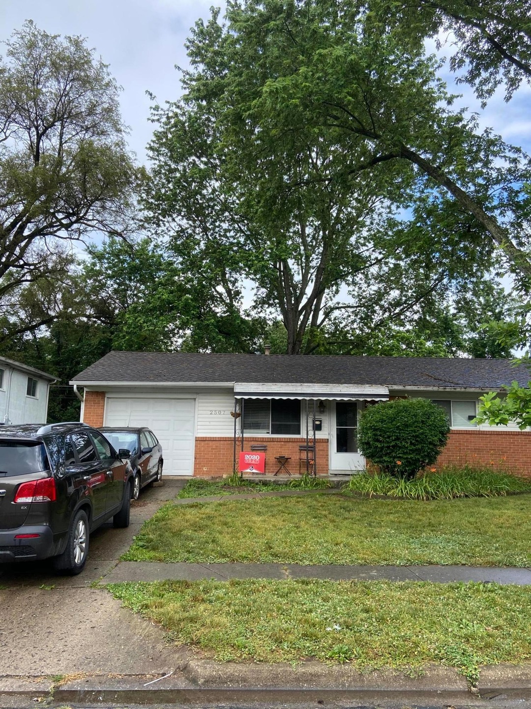 2507 Daily Rd, Columbus, OH 43232 - photo 1