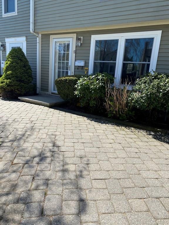 15 Hines Ct unit 9, Marblehead, MA 01945 - photo 1