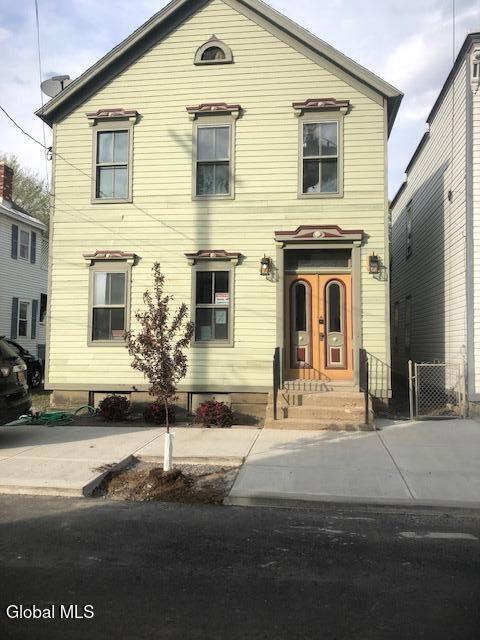 122 N Ferry St unit 2, Schenectady, NY 12305 - photo 1