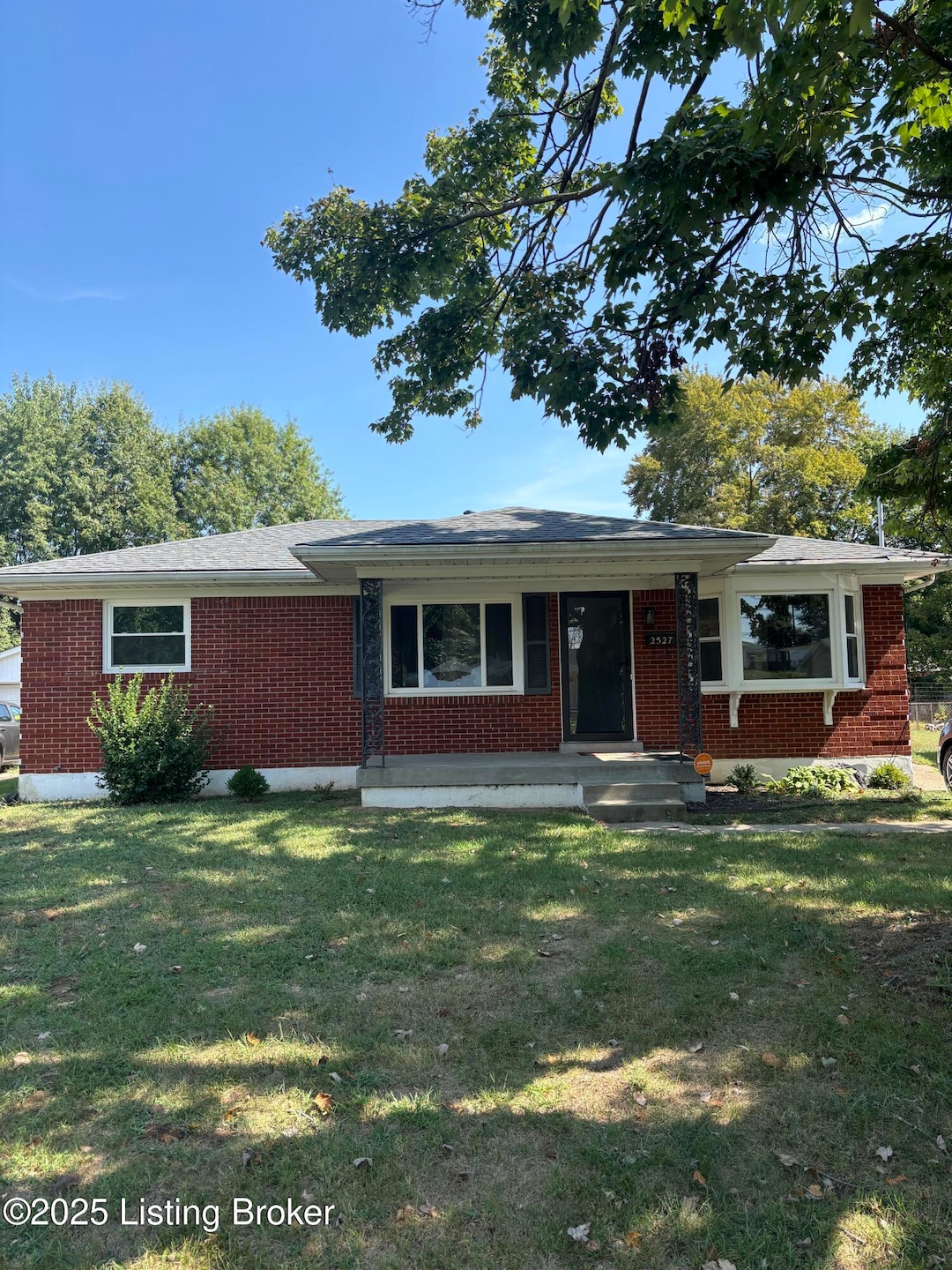 2527 Adrienne Way, Louisville, KY 40216 - photo 1