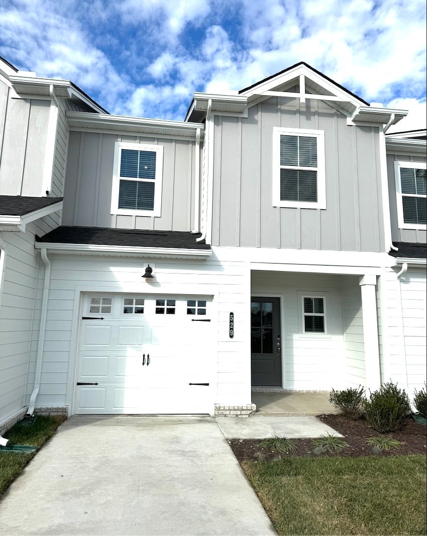 For Rent $2,500/month