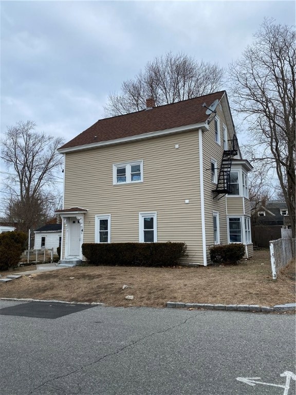 13 Knowlton St, Riverside, RI 02915 - photo 1