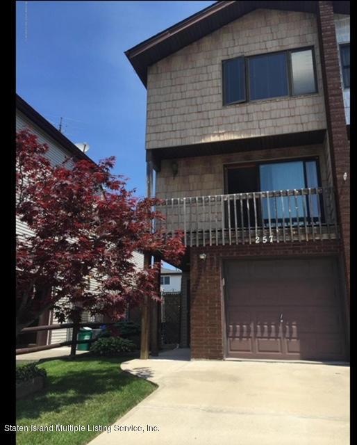 257 Doane Ave, Staten Island, NY 10308 - photo 1