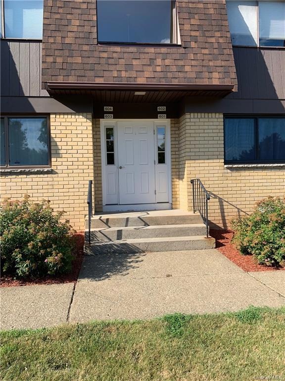 602 Cherry Hill Dr, Poughkeepsie, NY 12603 - photo 1