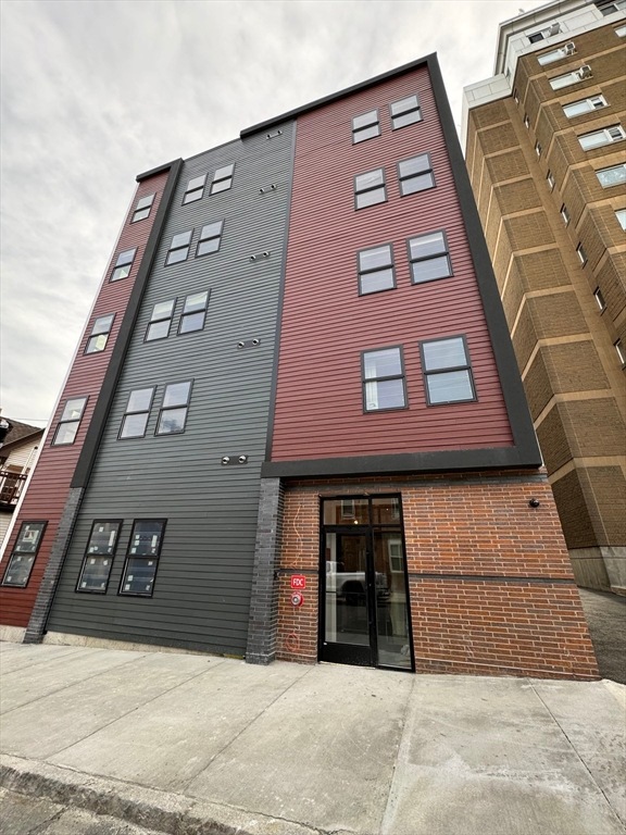 38 Walnut Ave unit 201, Revere, MA 02151 - photo 1