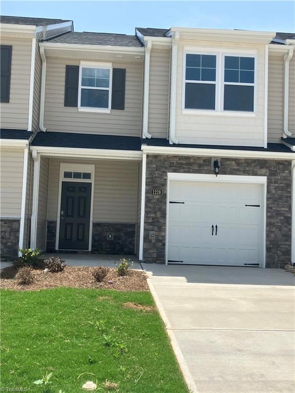 Sold $286,000 • Co-Listing Agent