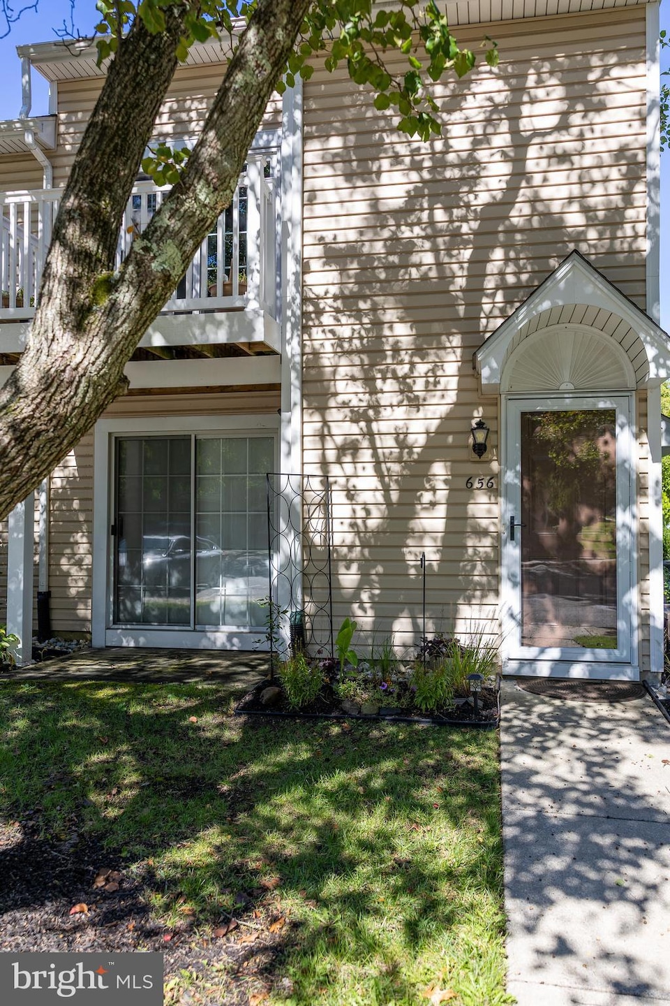 656 Yorkshire Ct, Sewell, NJ 08080 - photo 1