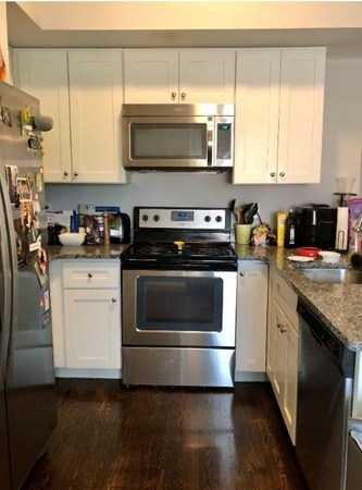 10 Merrymount Rd unit 404, Quincy, MA 02169 - photo 1