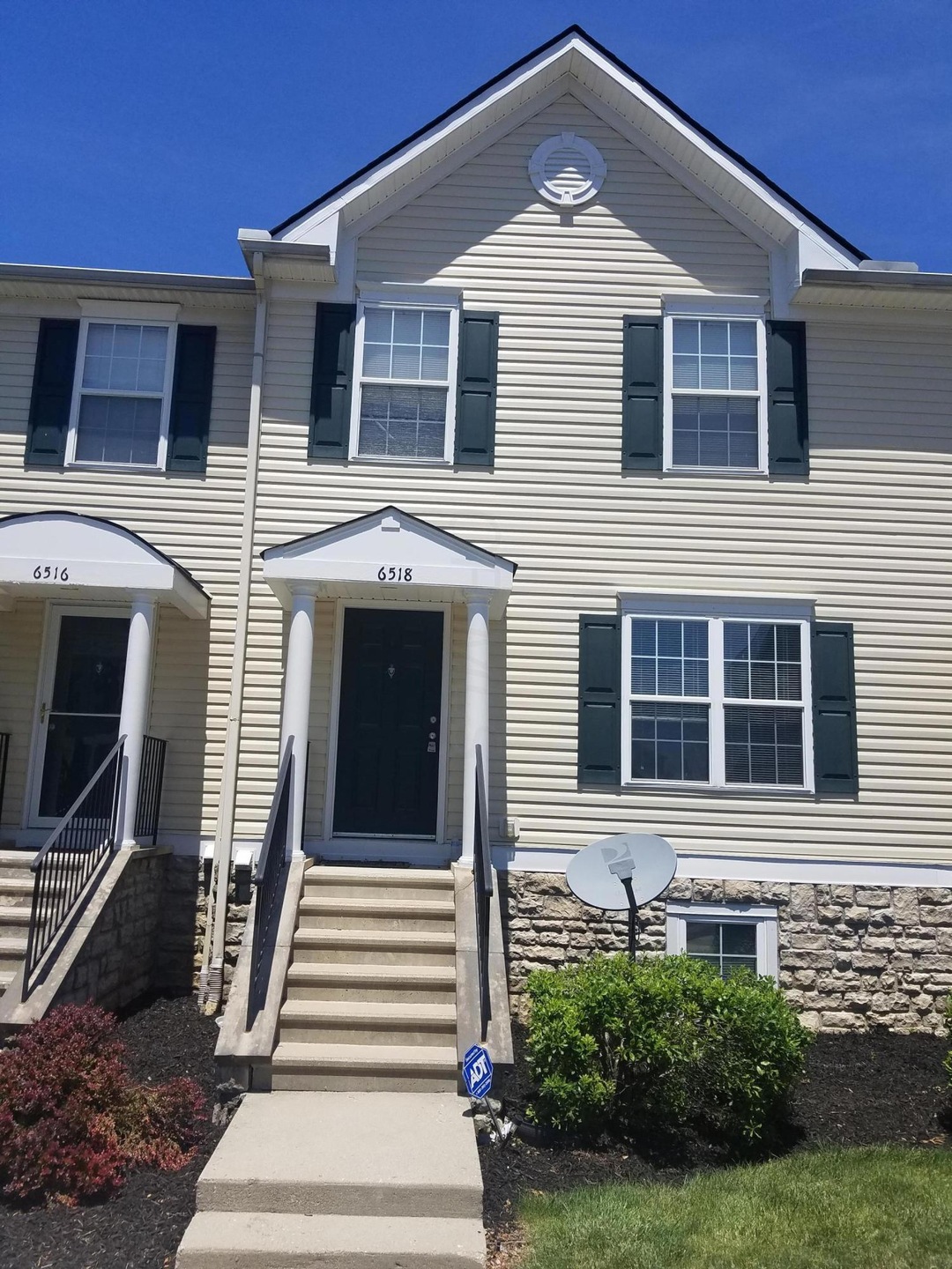 6518 Nottinghill Trail Dr, Canal Winchester, OH 43110 - photo 1