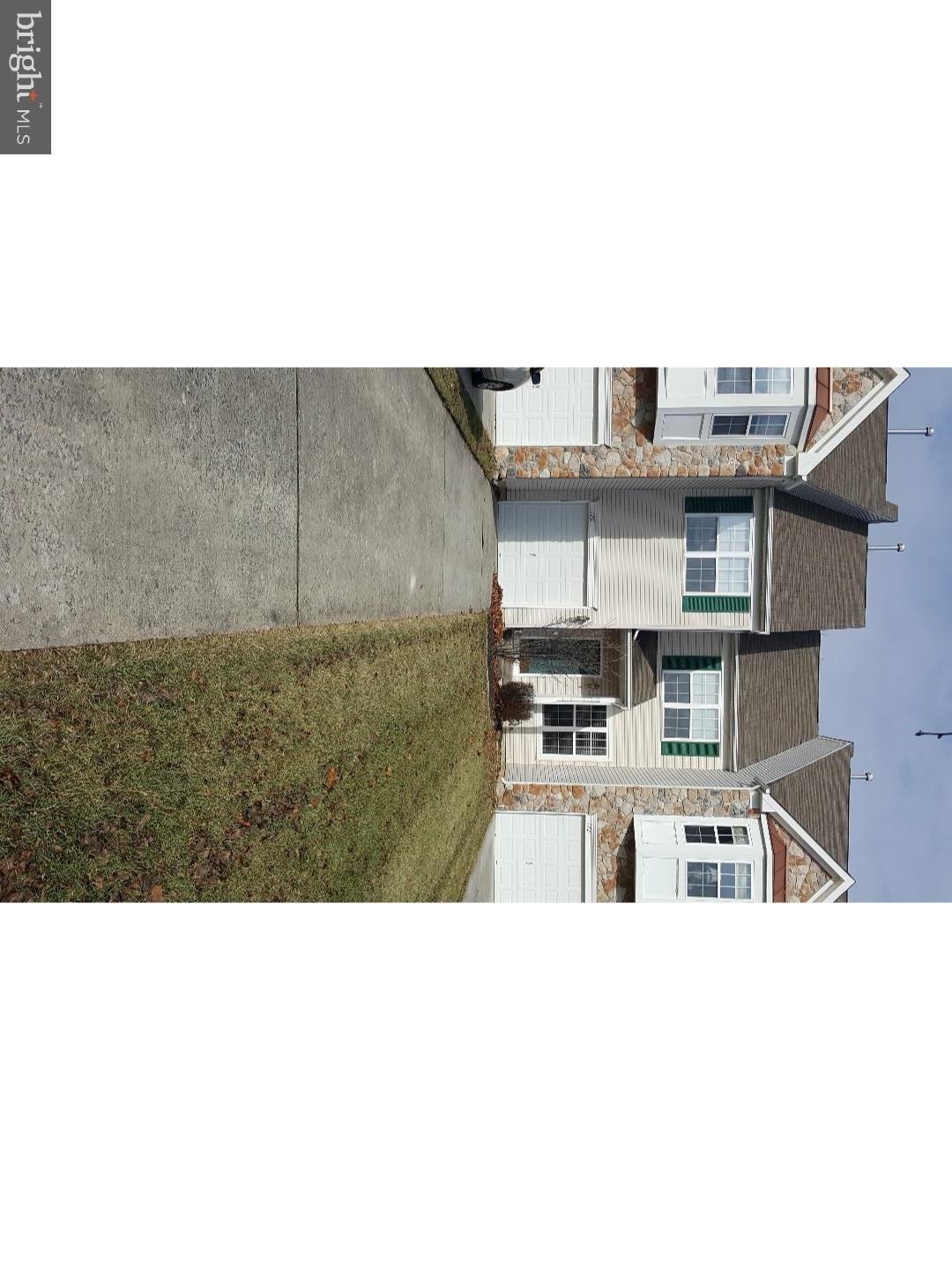 170 Pennsbury Ln, Woodbury, NJ 08096 - photo 1