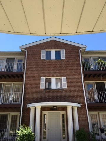 4131 Williamsburg Ct, Glenview, IL 60025 - photo 1