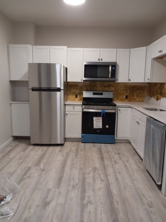 84 N Margin St unit 4, Boston, MA 02113 - photo 1