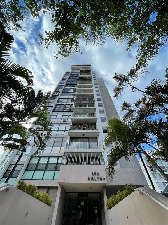 658 Av Miramar unit 602, San Juan, PR 00907 - photo 1