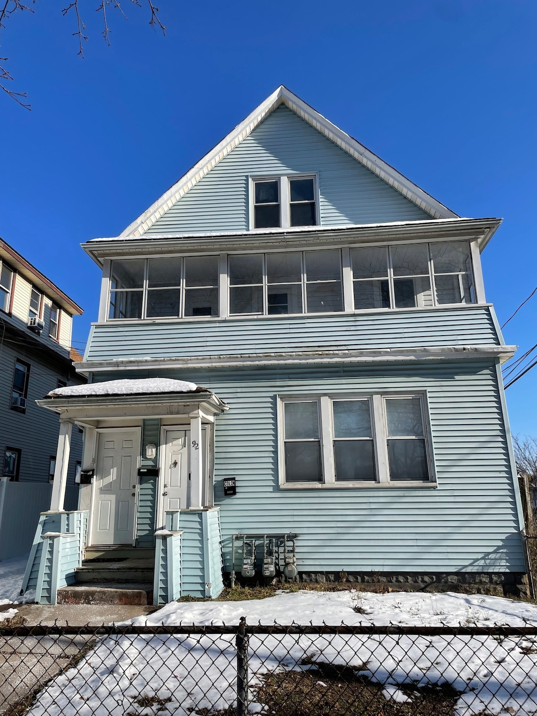 For Rent $1,300/month