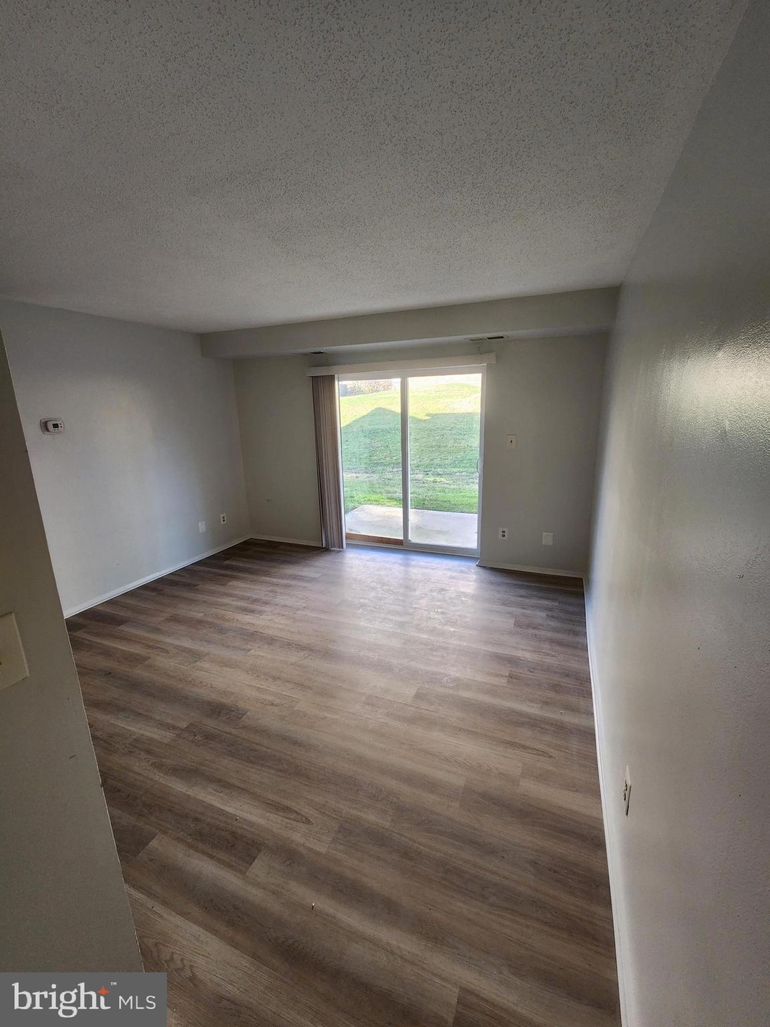 11921 Tarragon Rd unit B, Reisterstown, MD 21136 - photo 1