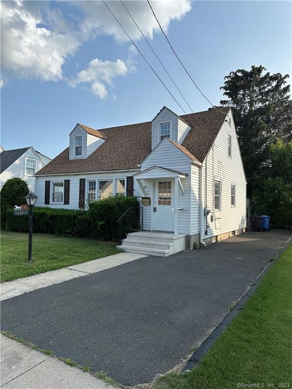 22 Everett St, New Britain, CT 06052 - photo 1