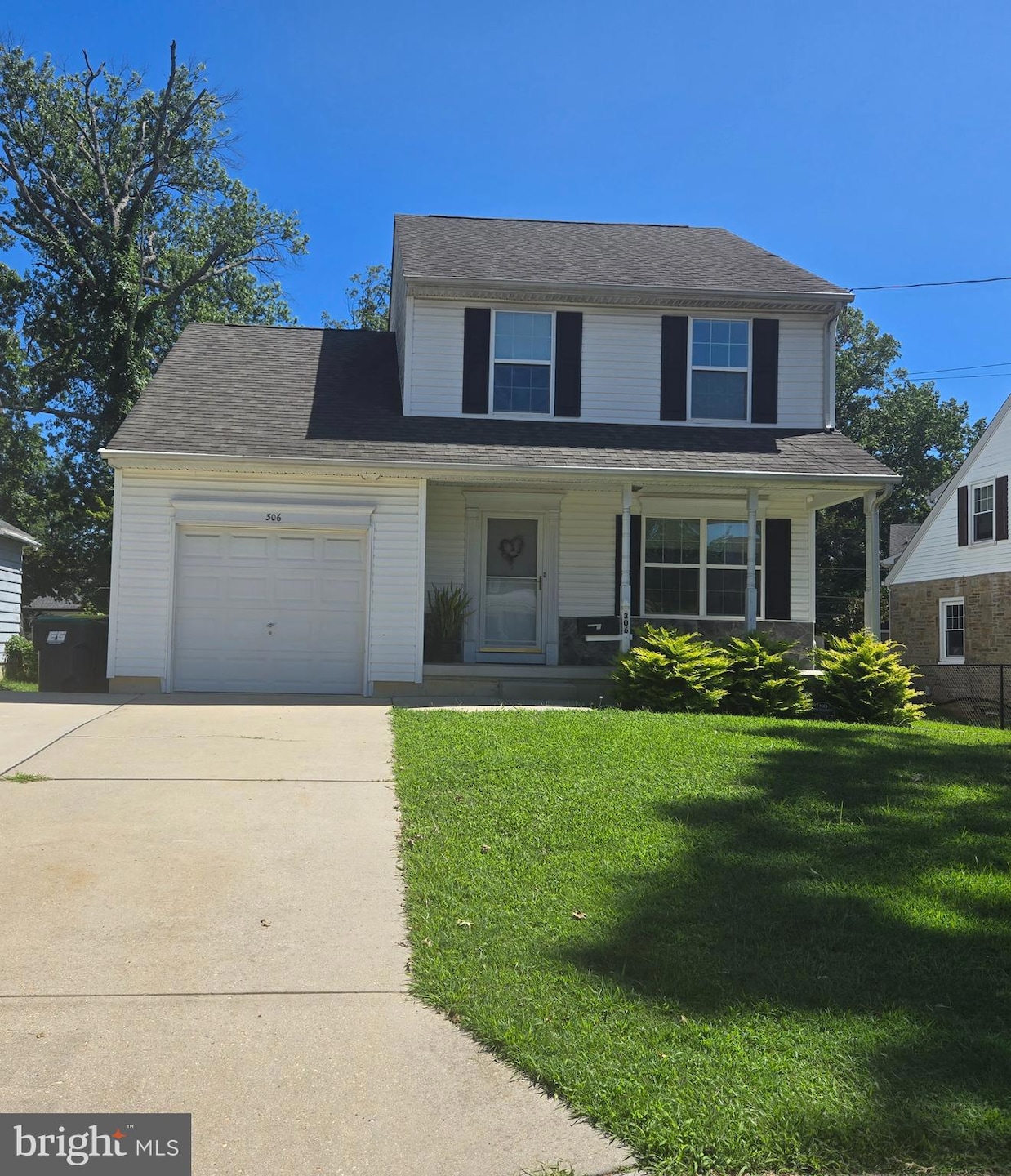 306 S Dupont Rd, Wilmington, DE 19805 - photo 1