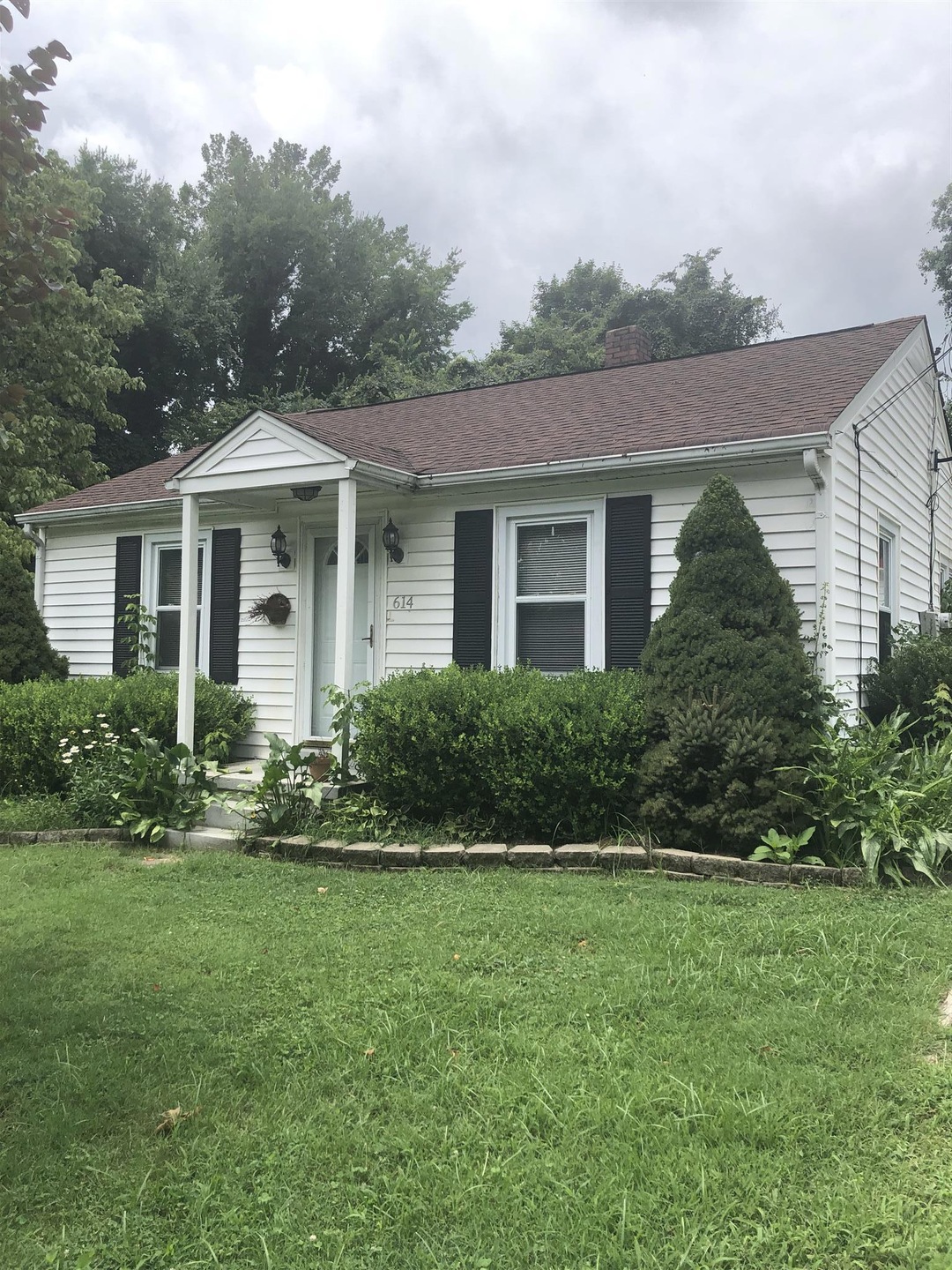 614 W End Circle is in walking distance to park and very close to downtown Franklin.