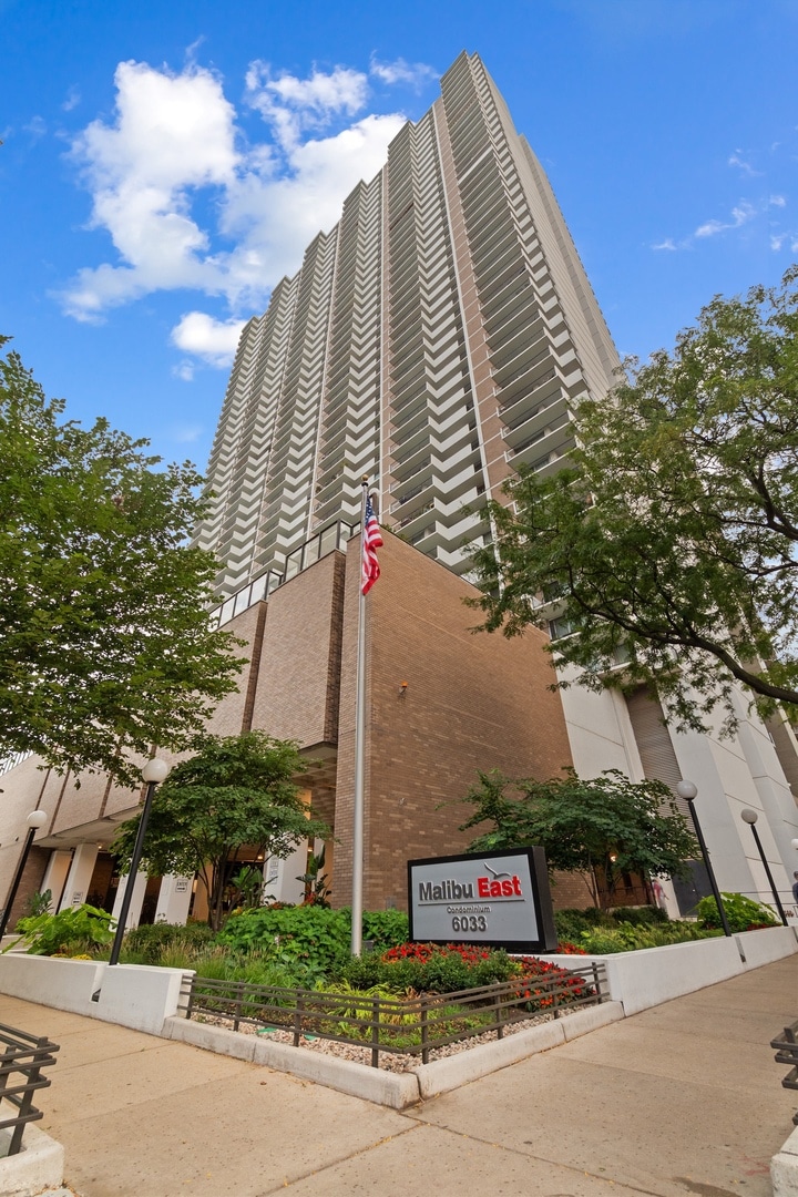 Malibu East Condominium unit 7C, Chicago, IL 60660 - photo 1