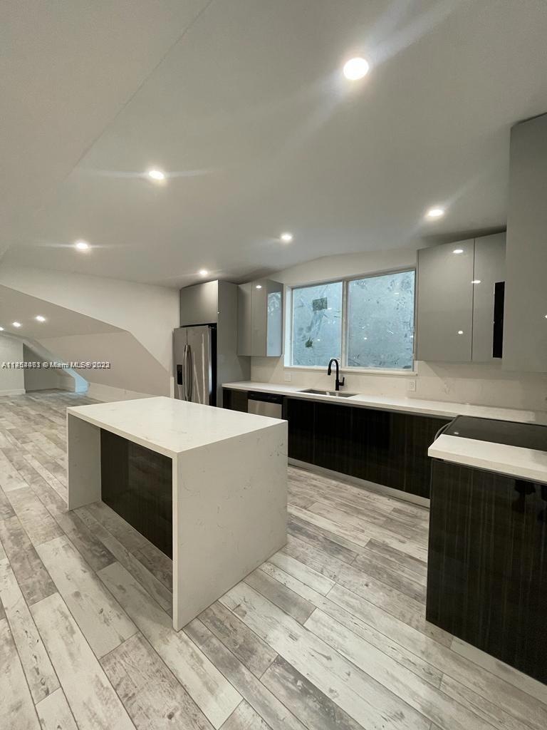 11450 SW 17th St unit barn, Davie, FL 33325 - photo 1