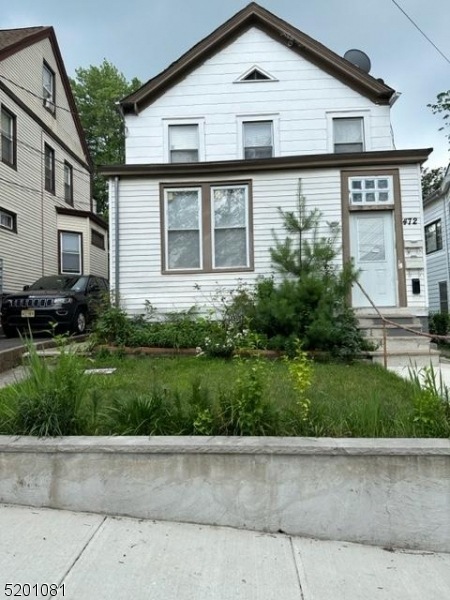 472 Waverly Place unit 2, Orange, NJ 07050 - photo 1