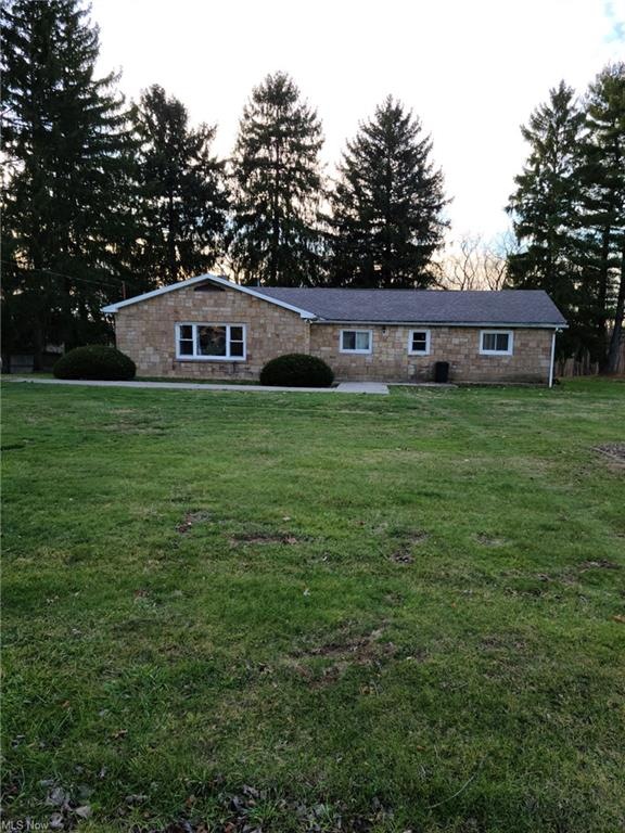 15879 Milbourne Ave, East Liverpool, OH 43920 - photo 1