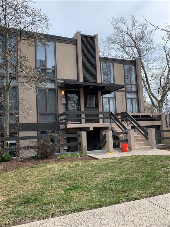 1 Hughes Place unit C, New Haven, CT 06511 - photo 1