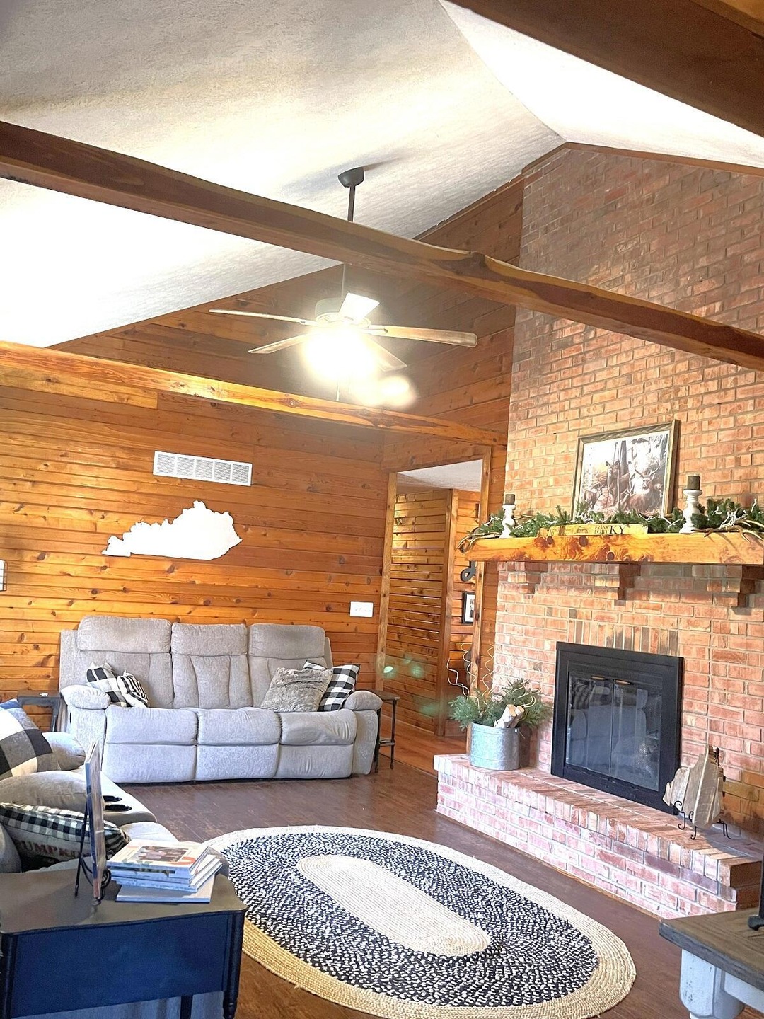 716 Winterhaven Ln, Frankfort, KY 40601 - photo 1