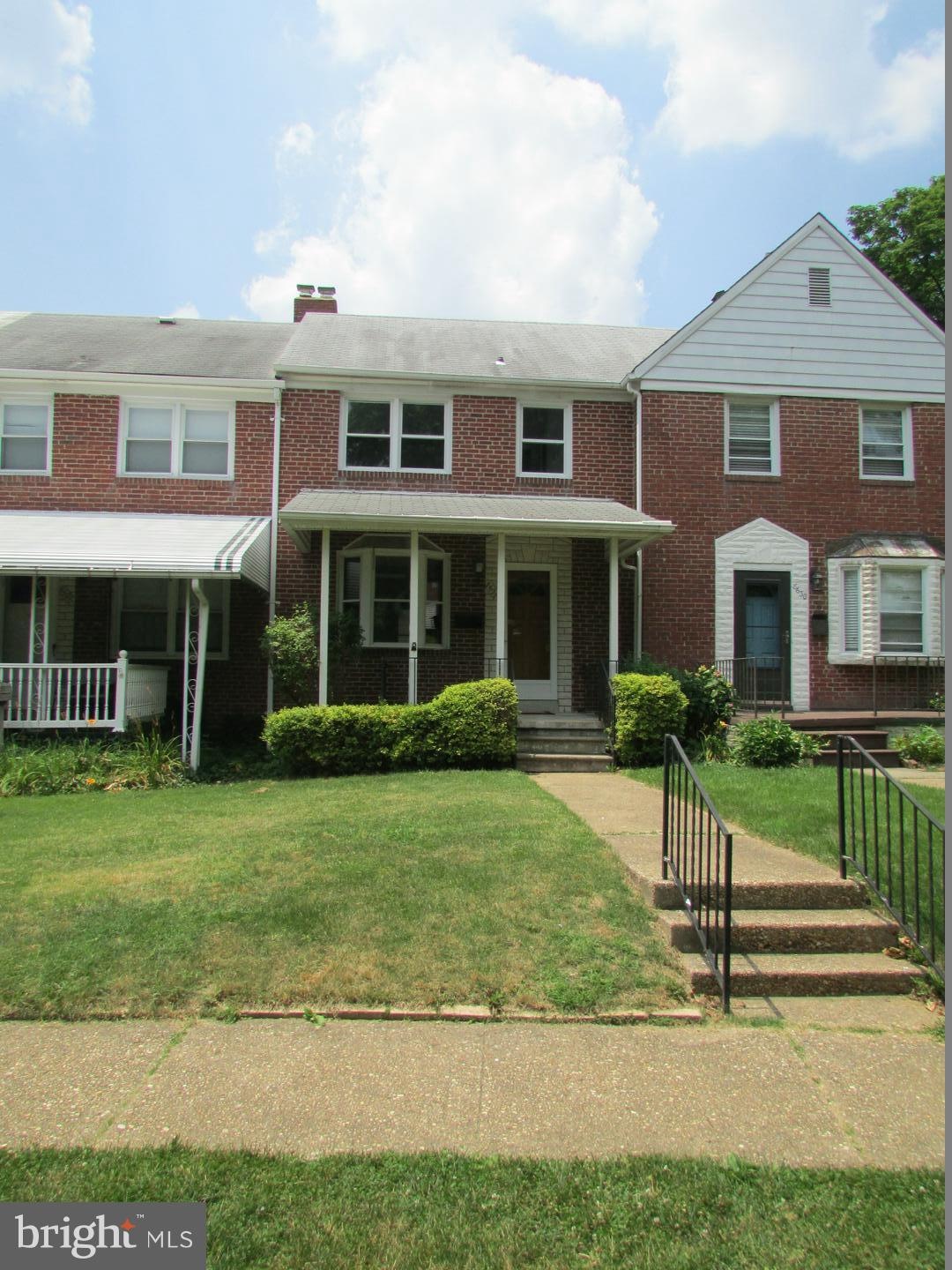 8628 Rock Oak Rd, Parkville, MD 21234 - photo 1