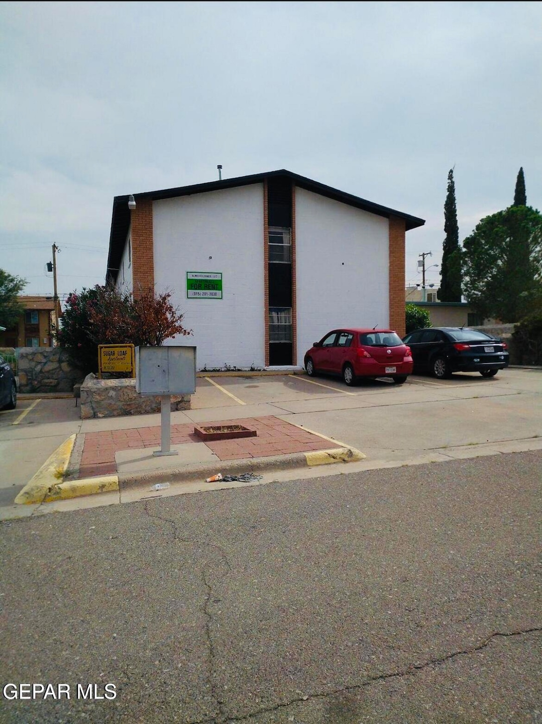 3422 Keltner Ave unit 8, El Paso, TX 79904 - photo 1