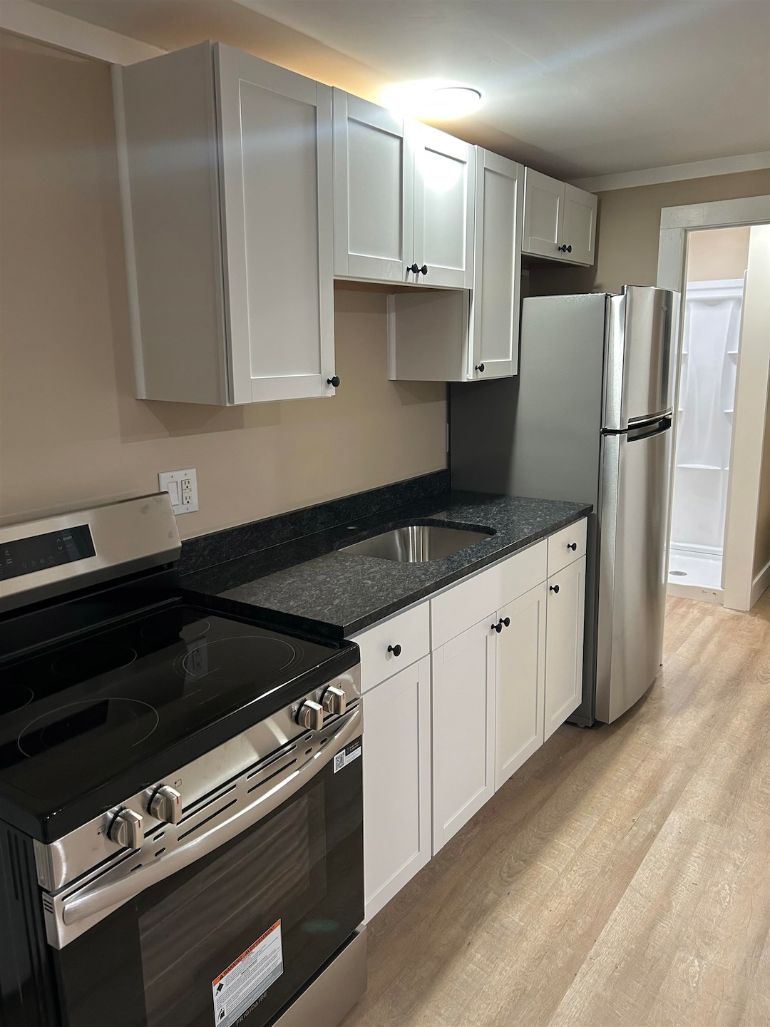 15 Highland St, Rochester, NH 03868 - photo 1