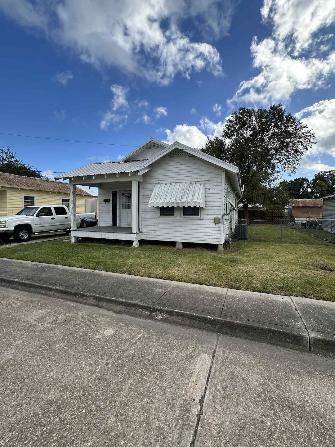 431 Columbus St, Houma, LA 70360 - photo 1