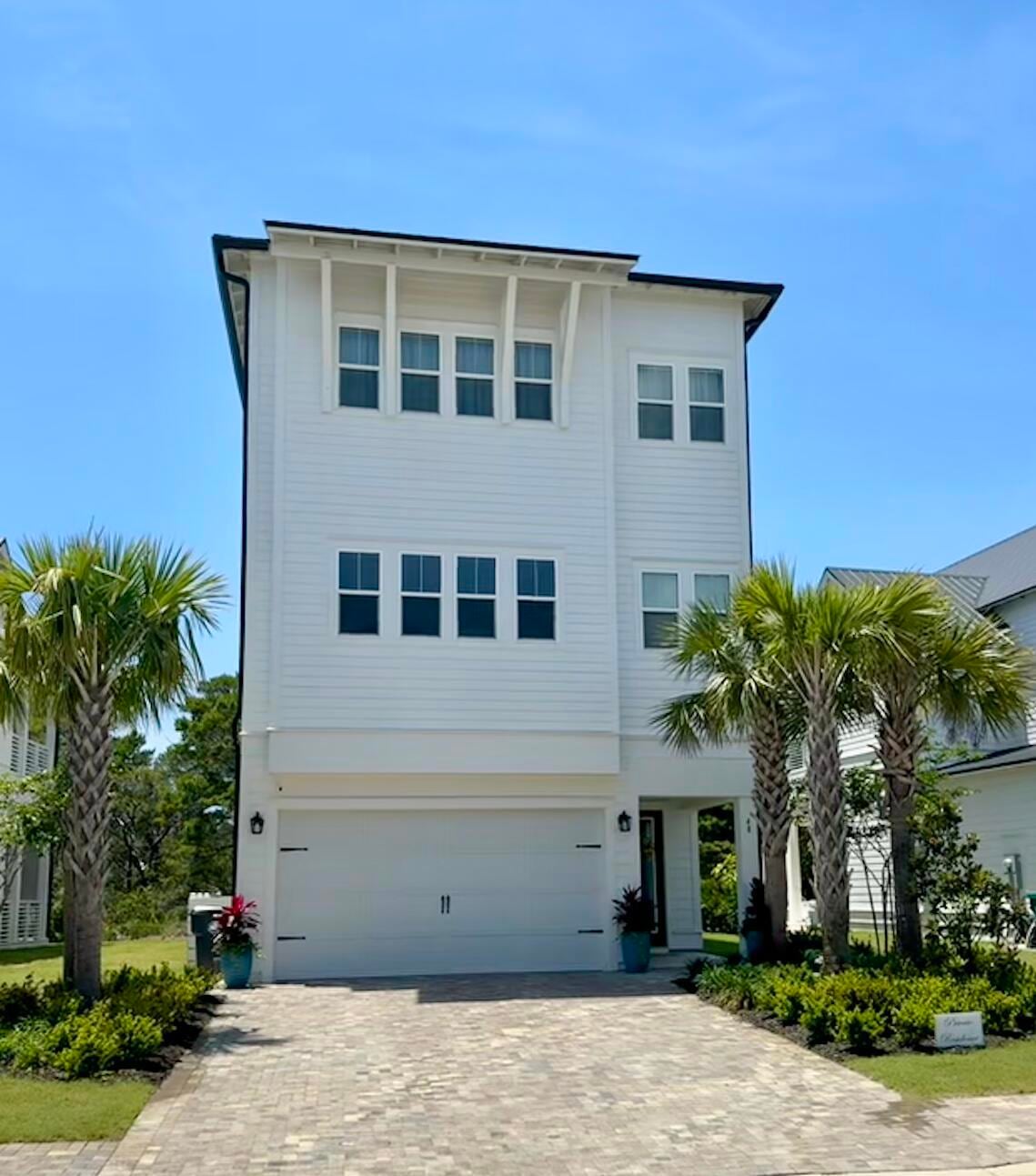 48 Seaboard Ln.
