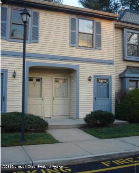 64 Inverness Ct, Matawan, NJ 07747 - photo 1