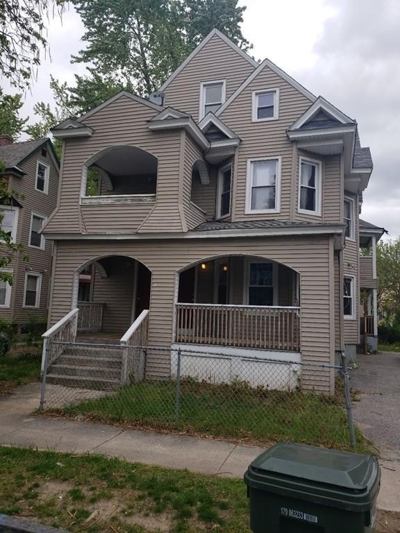 125-127 Cambridge St, Springfield, MA 01109 - photo 1