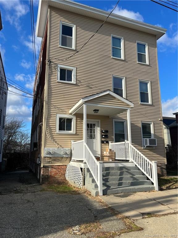 15 Grand St unit 1, New London, CT 06320 - photo 1