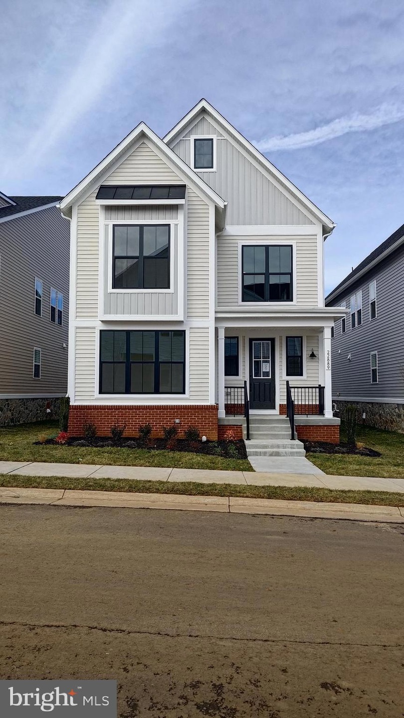 22889 Aurora View Dr, Leesburg, VA 20175 - photo 1